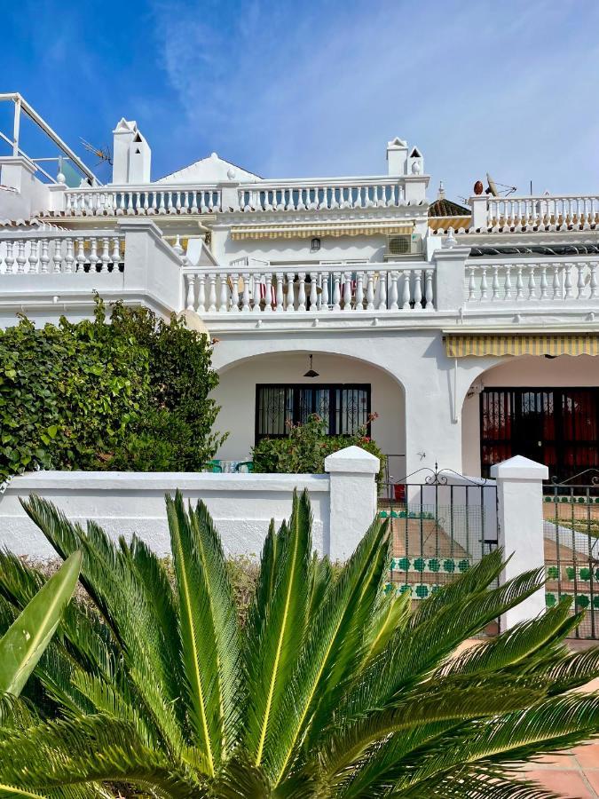 Apartamento Frontal Al Mar - Torrox Costa Dış mekan fotoğraf